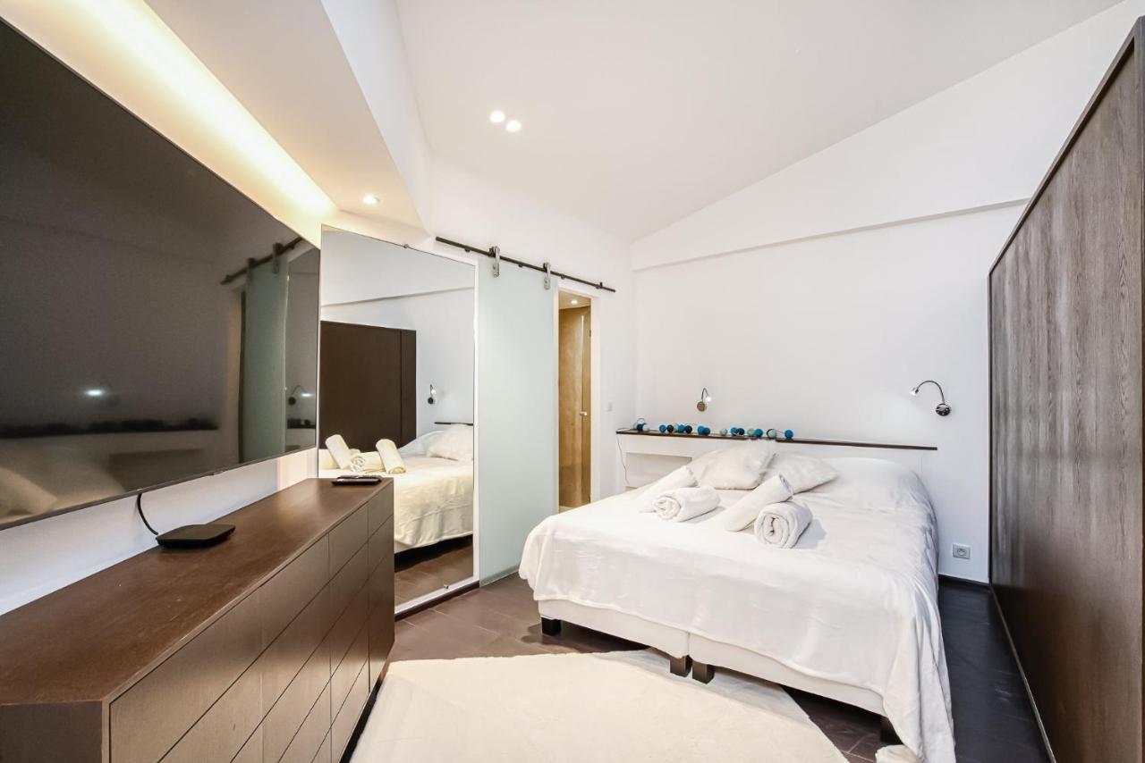 Appartement Place Des Lices Avec Parking Saint-Tropez Kültér fotó