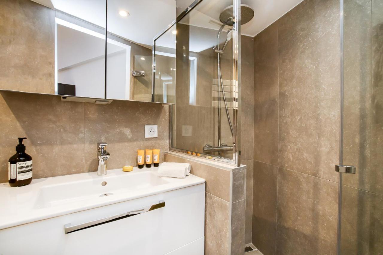 Appartement Place Des Lices Avec Parking Saint-Tropez Kültér fotó